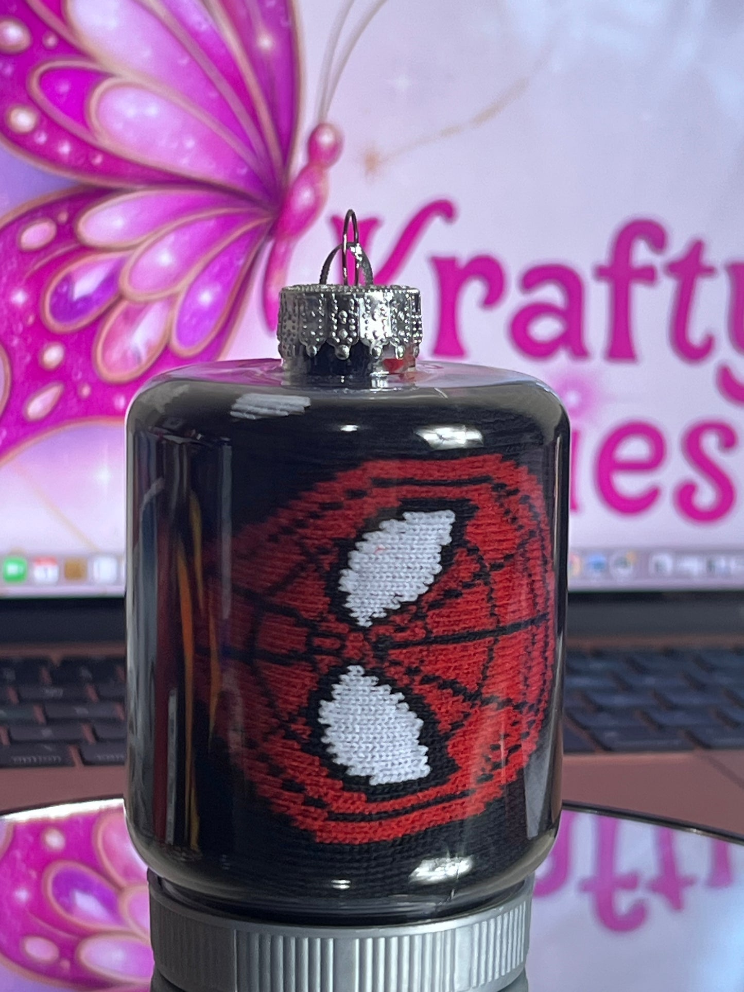 KUTE “SUPERHERO” SOCK ORNAMENTS